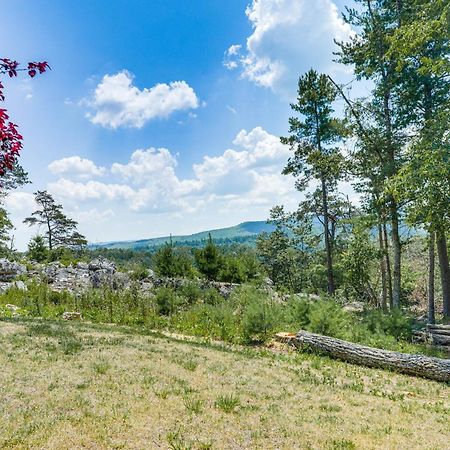 Upscale Cabin With Hot Tub And Deck In Wardensville! Exterior photo